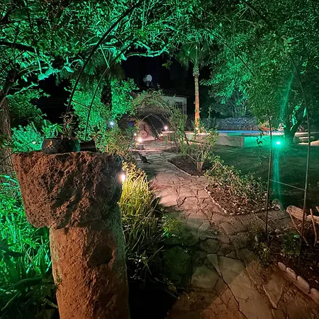 别墅 A Historic Stone With Private Garden, Terrace And Private Pool Just For Klirou