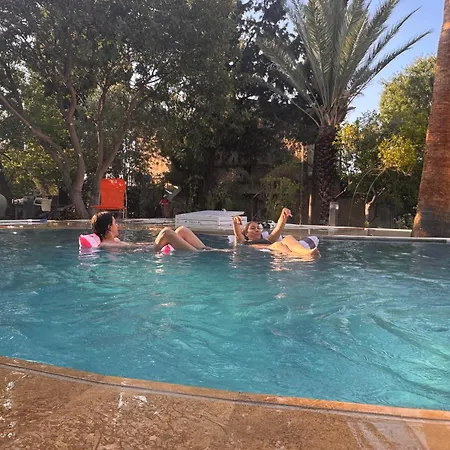 别墅 A Historic Stone With Private Garden, Terrace And Private Pool Just For