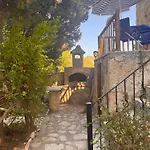 Villa A Historic Stone With Private Garden, Terrace And Private Pool Just For Kerínia