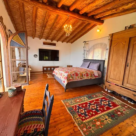 A Historic Stone With Private Garden, Terrace And Private Pool Just For *