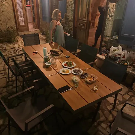 A Historic Stone With Private Garden, Terrace And Private Pool Just For 빌라