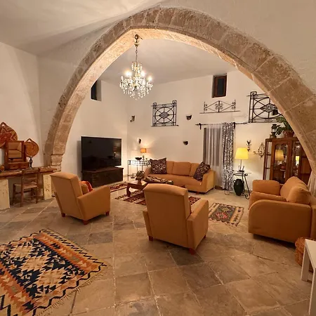 别墅 Historic Stone Villa With Private Pool, Garden & Full Sea View