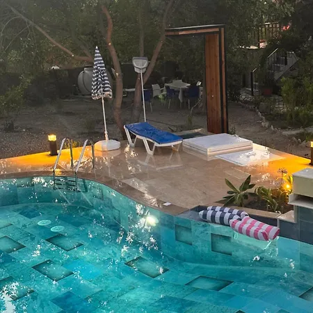 빌라 A Historic Stone With Private Garden, Terrace And Private Pool Just For Klirou