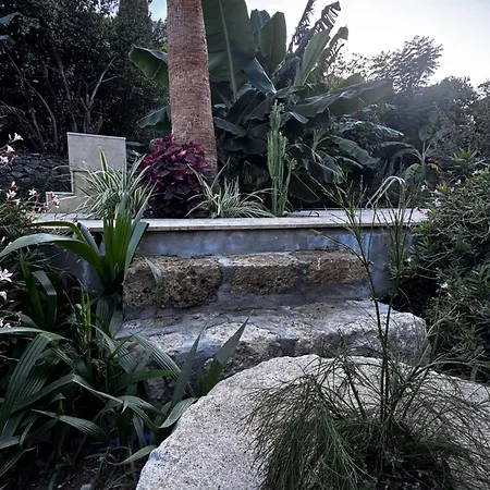 A Historic Stone With Private Garden, Terrace And Private Pool Just For Willa *