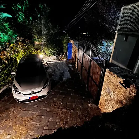 Βίλα A Historic Stone With Private Garden, Terrace And Private Pool Just For *