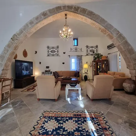 Historic Stone Villa With Private Pool, Garden & Full Sea View *
