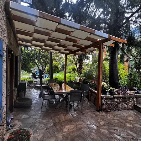 Villa A Historic Stone With Private Garden, Terrace And Private Pool Just For