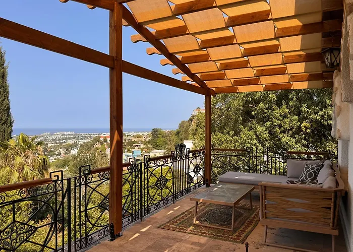 Vila A Historic Stone With Private Garden, Terrace And Private Pool Just For Klirou