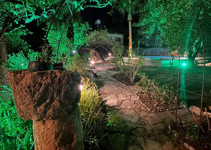 Villa A Historic Stone With Private Garden, Terrace And Private Pool Just For Kerínia