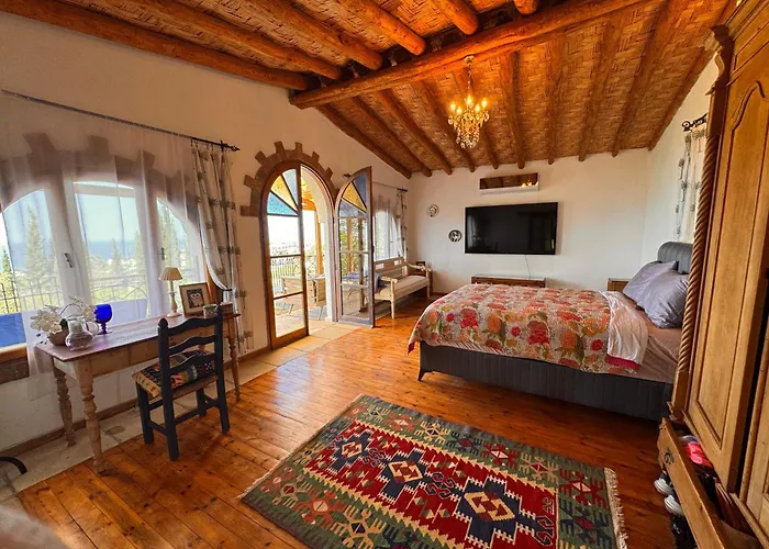 Villa A Historic Stone With Private Garden, Terrace And Private Pool Just For *