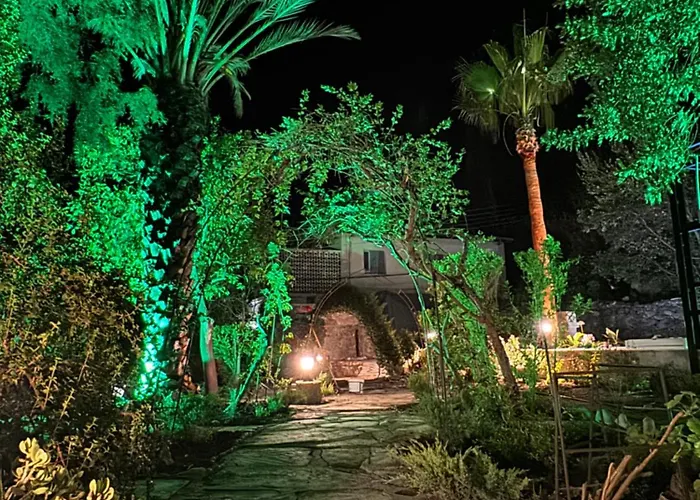 A Historic Stone With Private Garden, Terrace And Private Pool Just For Vila